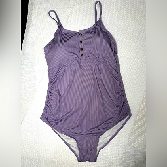 Women’s Swimsuit One Piece Purple Ribbed Lined Removable Pads Wireless Large EUC - Picture 1 of 12